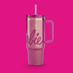 Stanley Barbie Icon 30 oz Quencher 🩷